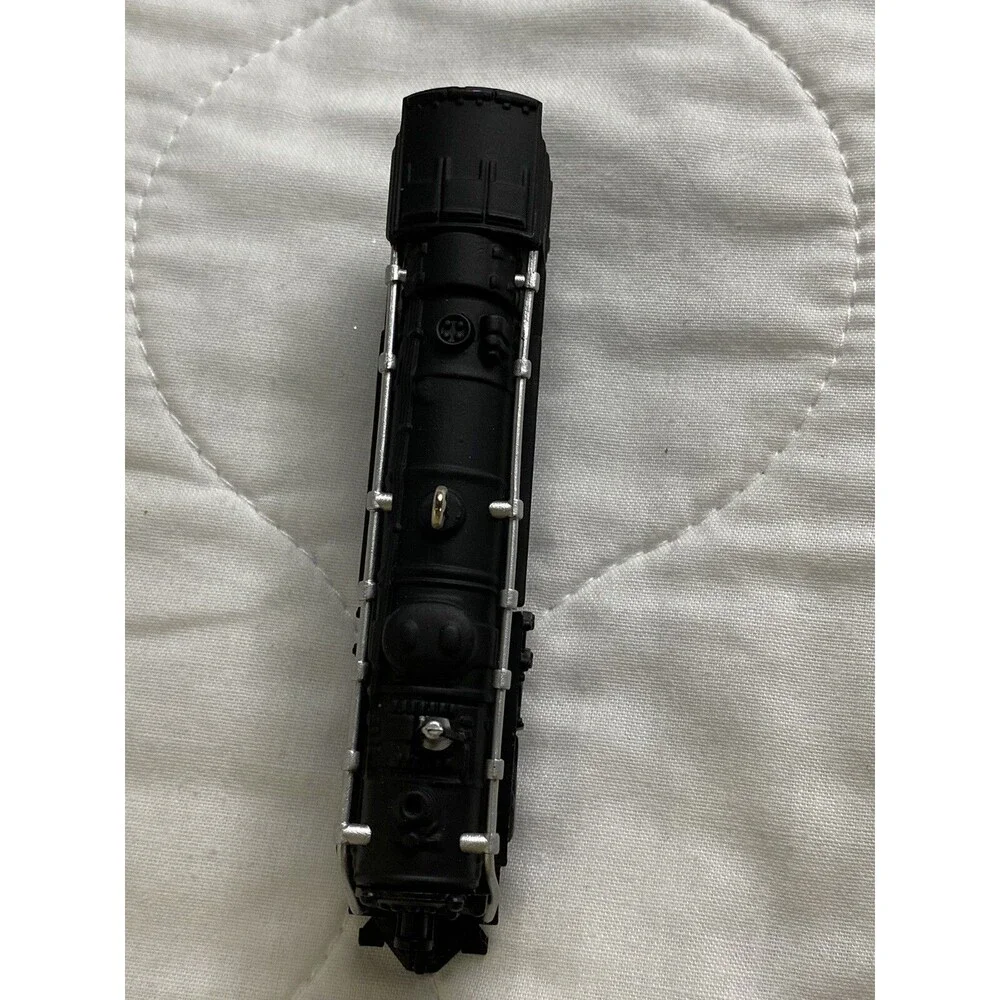 Hallmark Christmas Ornament Lionel 700E Hudson Steam Locomotive Train 1996 NIB